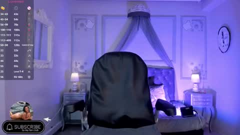 Snapshot of andreaxhange chatting on 10/24/25, 03:08 Alexa online show from 10/24/25, 03:08