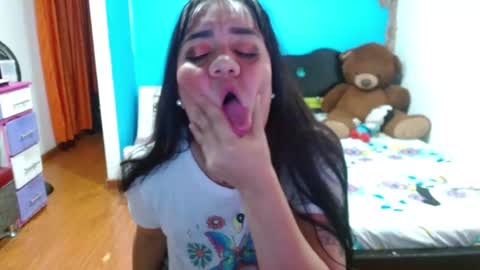 Snapshot of andrebigboobs chatting on 03/24/26, 11:10 Andre online show from 03/24/26, 11:10