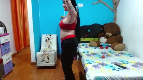 Snapshot of andrebigboobs chatting on 03/26/26, 12:17 Andre online show from 03/26/26, 12:17