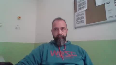 Snapshot of andrecool979 chatting on 04/01/26, 09:43 Andre online show from 04/01/26, 09:43