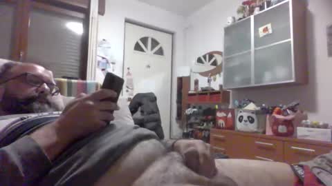 Snapshot of andrecool979 chatting on 04/07/26, 08:20 Andre online show from 04/07/26, 08:20