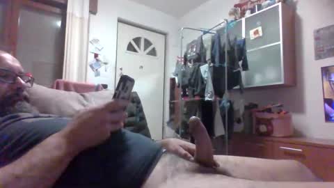 Snapshot of andrecool979 chatting on 04/17/26, 08:12 Andre online show from 04/17/26, 08:12