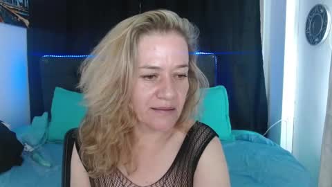 andreea_xx online show from 02/13/26, 02:13