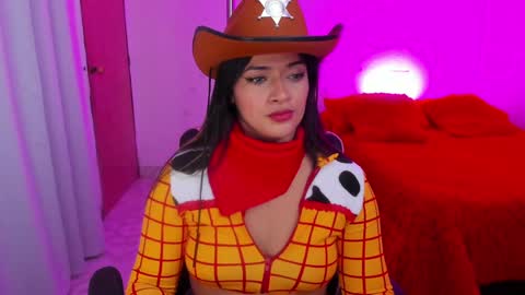 Snapshot of andreeart chatting on 01/13/25, 02:28 ig online show from 01/13/25, 02:28