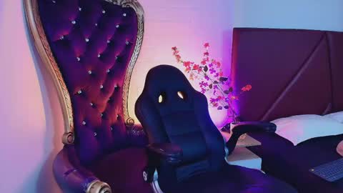 Snapshot of andreew_style_ chatting on 04/11/26, 04:44 andreew_style_ online show from 04/11/26, 04:44