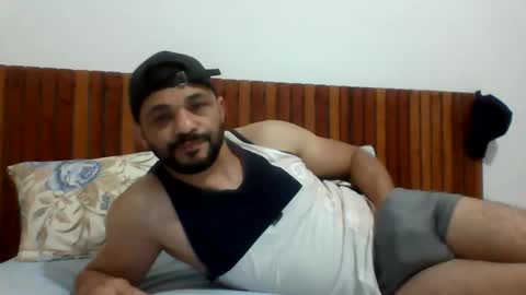 andreloko123 online show from 11/04/25, 01:16