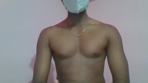 andres01_ online show from 10/05/25, 02:59