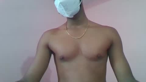 andres01_ online show from 10/10/25, 05:06