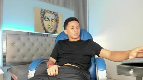 Snapshot of andres1_8 chatting on 05/21/26, 03:46 IM ANDRES online show from 05/21/26, 03:46