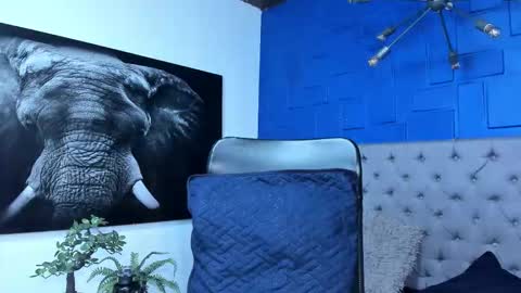 insta andres clark  online show from 12/17/25, 05:41