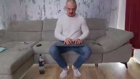 Snapshot of andres_dasli chatting on 02/27/26, 10:10 andres_dasli online show from 02/27/26, 10:10