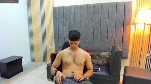 andres_stud online show from 01/15/26, 04:17