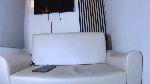 andres_stud online show from 02/15/26, 07:51