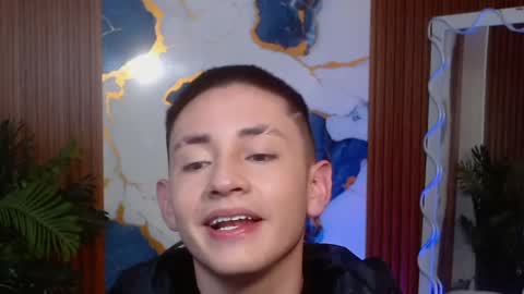 Snapshot of andres_tay chatting on 04/28/26, 02:38 andres_tay online show from 04/28/26, 02:38