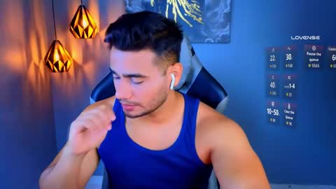 Snapshot of andresfiit chatting on 04/21/26, 12:44 Andres online show from 04/21/26, 12:44