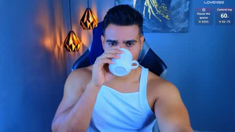 Snapshot of andresfiit chatting on 05/03/26, 12:22 Andres online show from 05/03/26, 12:22