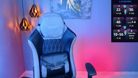 Snapshot of andresfiit chatting on 05/15/26, 12:34 Andres online show from 05/15/26, 12:34