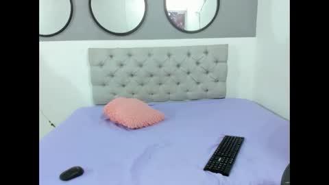 Sophie online show from 02/08/26, 01:31