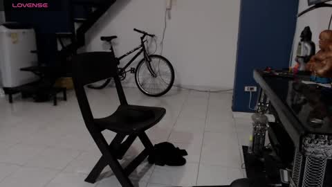 Snapshot of andressdean chatting on 12/15/24, 10:15 Andres Dean online show from 12/15/24, 10:15