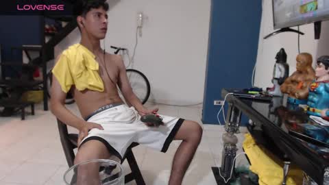 Snapshot of andressdean chatting on 01/20/25, 12:36 Andres Dean online show from 01/20/25, 12:36