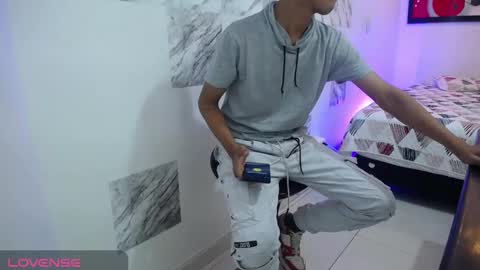 Snapshot of andressdean chatting on 01/20/25, 08:07 Andres Dean online show from 01/20/25, 08:07