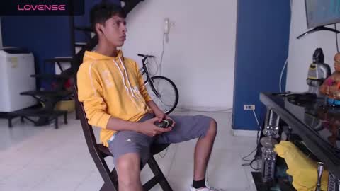 Snapshot of andressdean chatting on 01/25/25, 05:30 Andres Dean online show from 01/25/25, 05:30