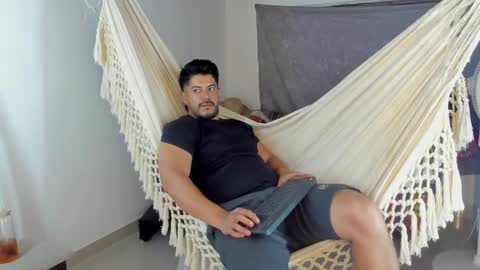 Snapshot of andressmith__ chatting on 05/30/26, 01:03 Andres online show from 05/30/26, 01:03