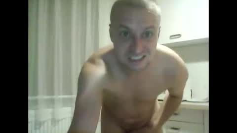 andrew3356577 online show from 09/08/25, 10:53