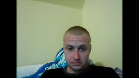 andrew3356577 online show from 10/04/25, 07:01