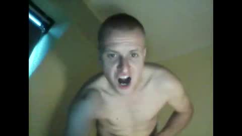 andrew3356577 online show from 10/11/25, 04:05