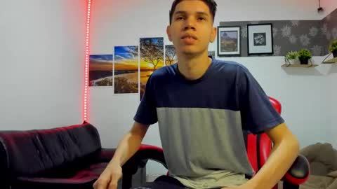 Snapshot of andrew_2811 chatting on 10/05/25, 06:23 andrew_2811 online show from 10/05/25, 06:23