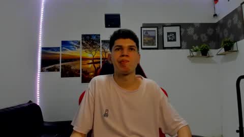 Snapshot of andrew_2811 chatting on 11/04/25, 12:54 andrew_2811 online show from 11/04/25, 12:54