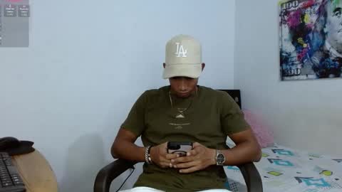 Snapshot of andrew_ag chatting on 01/02/25, 10:44 Andrew G online show from 01/02/25, 10:44