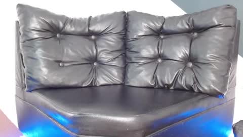 Snapshot of andrew_ag chatting on 09/08/25, 02:16 Andrew G online show from 09/08/25, 02:16