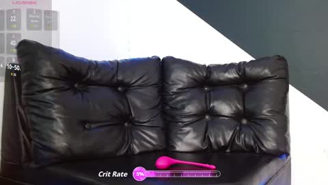 Snapshot of andrew_ag chatting on 09/25/25, 01:37 Andrew G online show from 09/25/25, 01:37