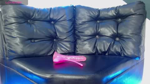 Snapshot of andrew_ag chatting on 09/27/25, 11:37 Andrew G online show from 09/27/25, 11:37