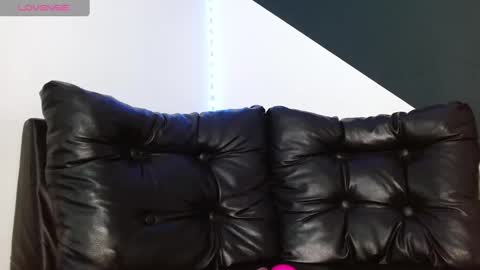 Snapshot of andrew_ag chatting on 09/28/25, 11:37 Andrew G online show from 09/28/25, 11:37