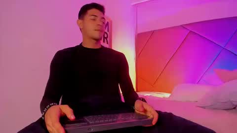 Colleman online show from 09/24/25, 03:54