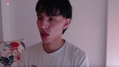 Snapshot of andrew_courtz chatting on 11/26/25, 02:29 Andrew Courtz online show from 11/26/25, 02:29