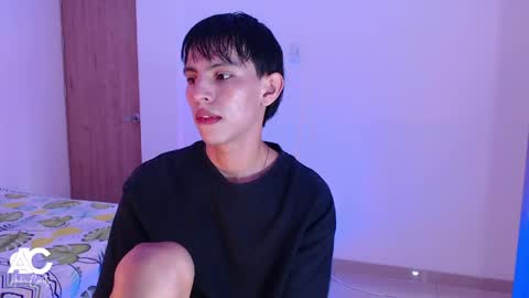 Snapshot of andrew_courtz chatting on 03/29/26, 06:52 Andrew Courtz online show from 03/29/26, 06:52