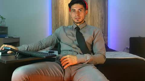 Andrew online show from 11/05/25, 03:39