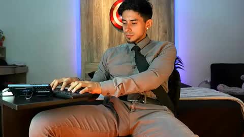 Andrew online show from 11/13/25, 03:27