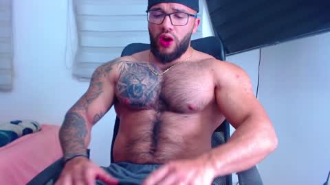 andrew_holden__ online show from 02/06/25, 11:15