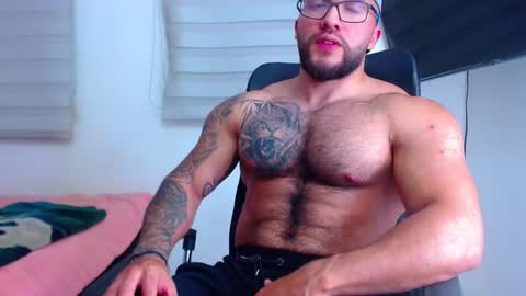 andrew_holden__ online show from 02/10/25, 11:23