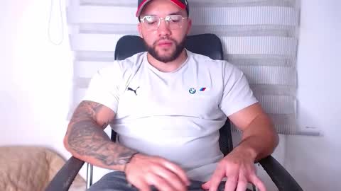 andrew_holden__ online show from 10/27/25, 11:41