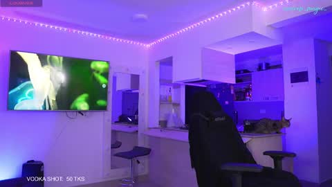 ---     online show from 09/11/25, 03:50