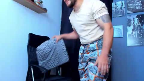 Snapshot of andrewdiaz_ chatting on 11/30/25, 09:13 Andrew Diaz online show from 11/30/25, 09:13