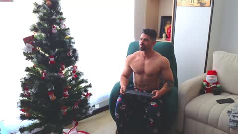 Andrew online show from 12/11/24, 04:53