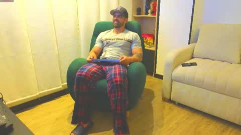 Andrew online show from 02/14/25, 01:34