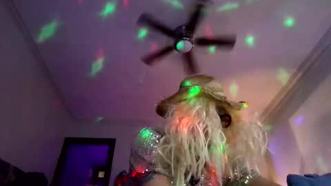 andrewgennie online show from 11/15/25, 06:33